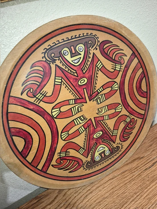 Pottery Plate,a Polychrome design reminiscent of Gran Coclé Artistry From Panama - Picture 2 of 4